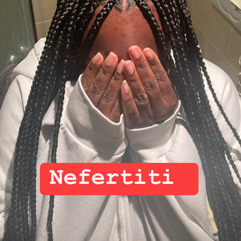 Braids and locks by Nefertiti