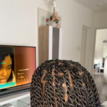 Inesngmhair