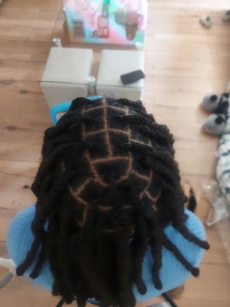 janaf hairstyle