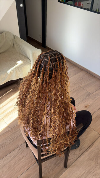 lorina.hair