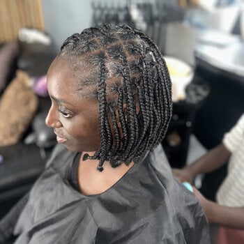 Box braids court