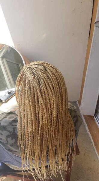 BOX BRAIDS