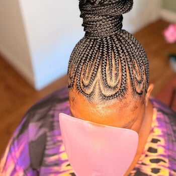 Chignon en nattes collés