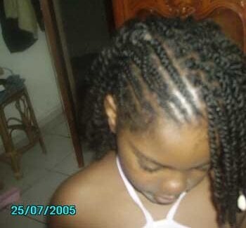 Coiffure sur enfant avec tresses et vanilles