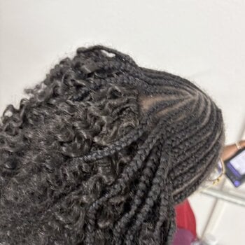 Crochet braids avec des nattes collé devant