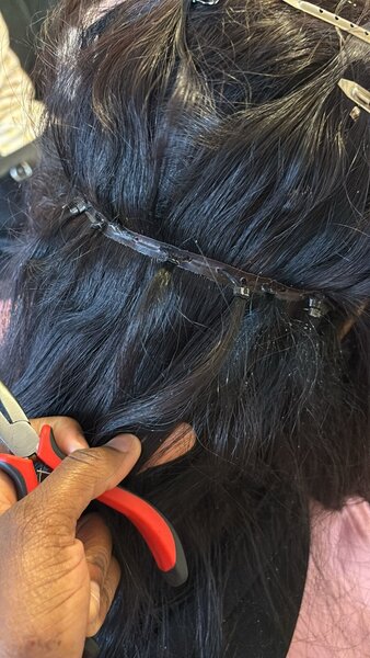 Extension weft 