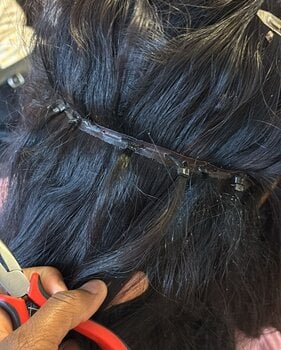 Extension weft 