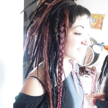 Extensions dreadlocks synthétiques sur dreads crochet naturelles trop courtes