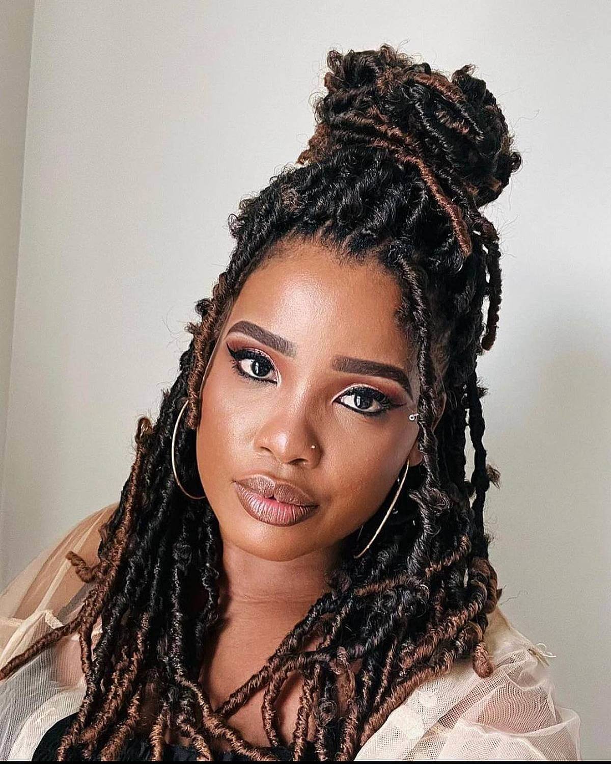  👩🏾 faux locs (crochet) (fauxlocsqueen78) - Coiffure Afro