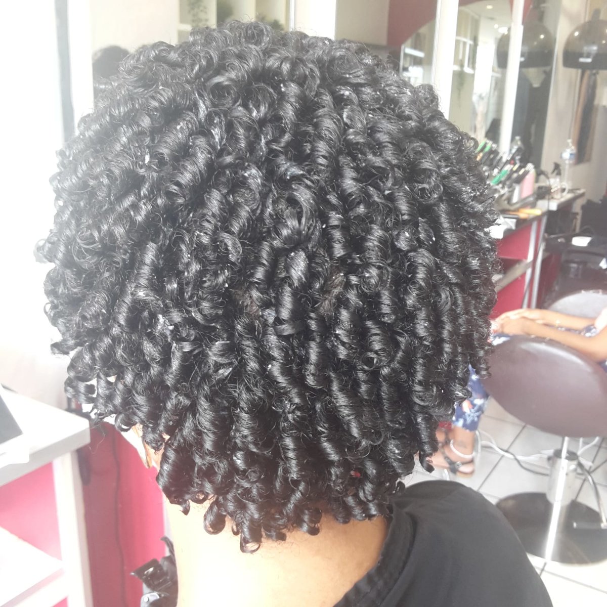 Finger Coils - Idées Coiffure Afro - tresses - vanille - tissage - locks -  braids - lissage - extensions..