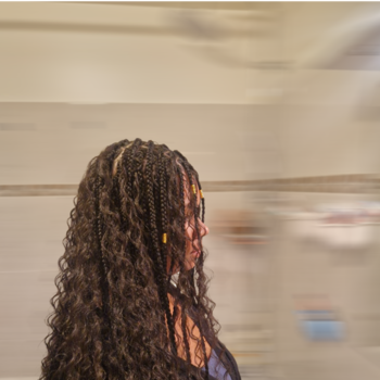 Goddess braid sur cheveux de type afro-métissé.