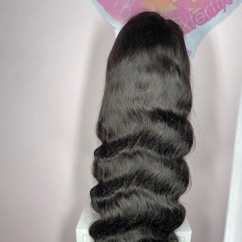 Je vends de très belle perruque brésilienne 100% cheveux humain à petit prix. De 10 à 30 pouces