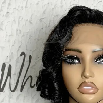 Je vends de très belle perruque brésilienne 100% cheveux humain à petit prix. De 10 à 30 pouces