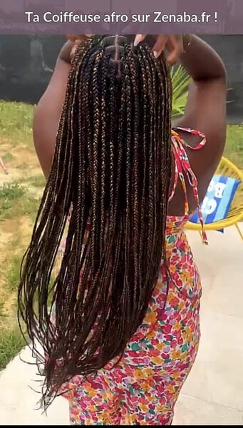 Knocklesss Braids réalisés avec soins , et précision,