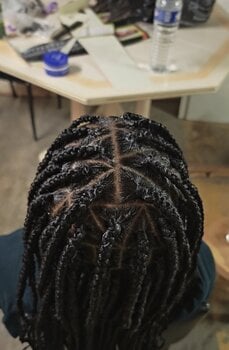 Knoless braids 
