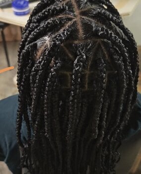 Knoless braids 