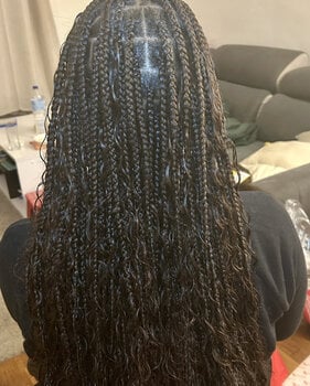 Knotless braids avec boucles
