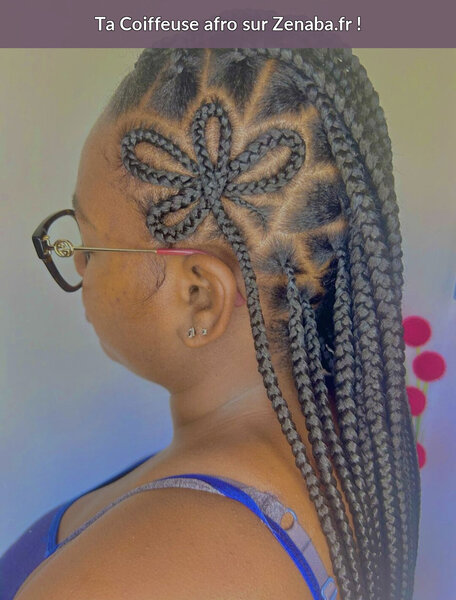 Knotless Braids avec fleur et perles