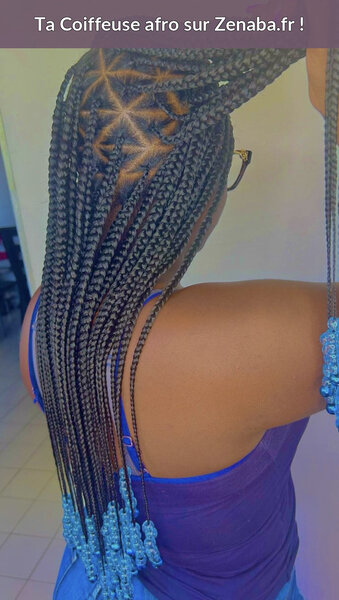 Knotless Braids avec fleur et perles