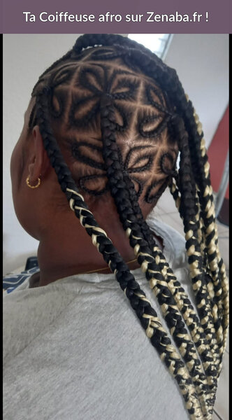 Knotless Braids longues avec papillons