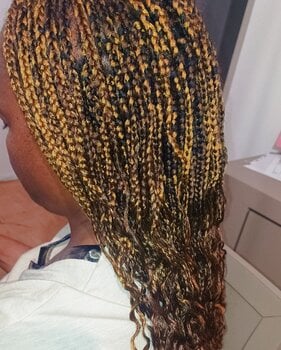 Knotless braids