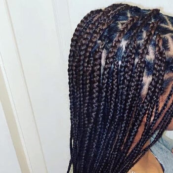 Knotless braids