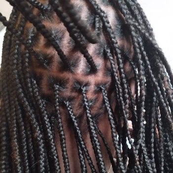 Knotless braids