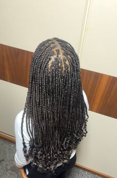 Knotless braids