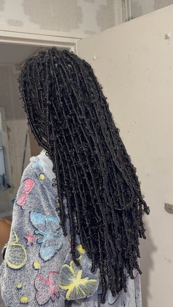 Knotless