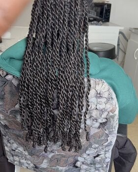 Knotless