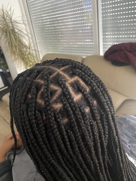 Knotless