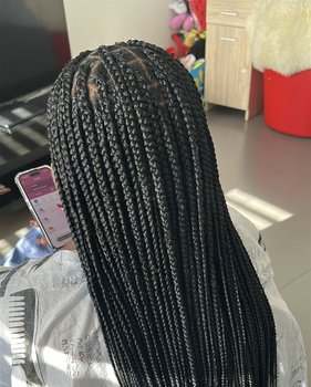 Knowtless braids