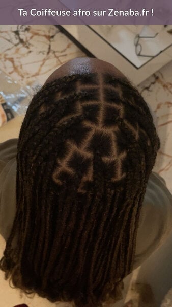 Medium knotless braids
