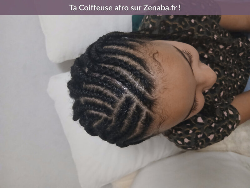 Nattes collées avant / tresses à l'arrière