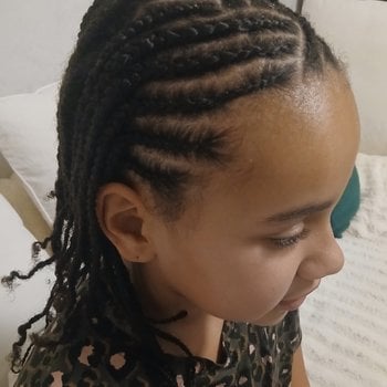 Nattes collées avant/ tresses a l'arrière