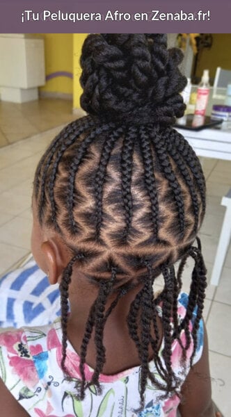 Nattes collées avec design (enfant)