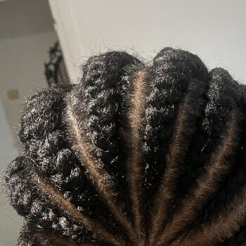 Nattes collées avec extensions 