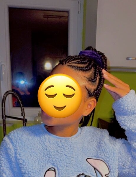 Nattes collées avec extensions