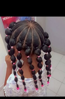 Nattes collées, boudins avec perles