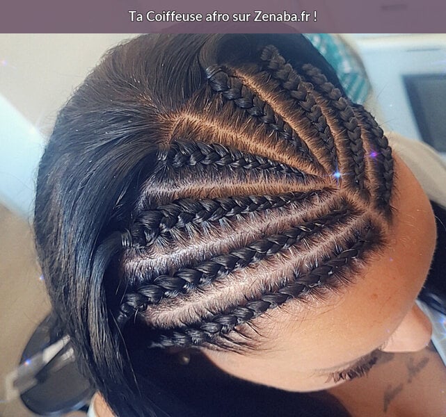 Nattes collées (cornrows) femme