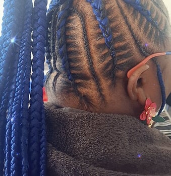 Nattes collées (cornrows) FEMME