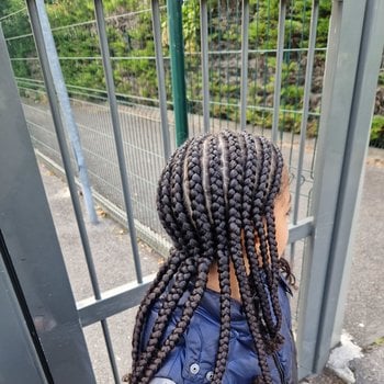 Nattes collées enfant avec motif coeur