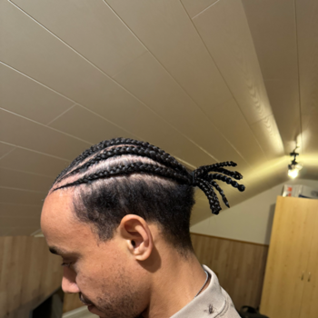 Nattes collées homme 