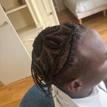 Nattes collées pour homme