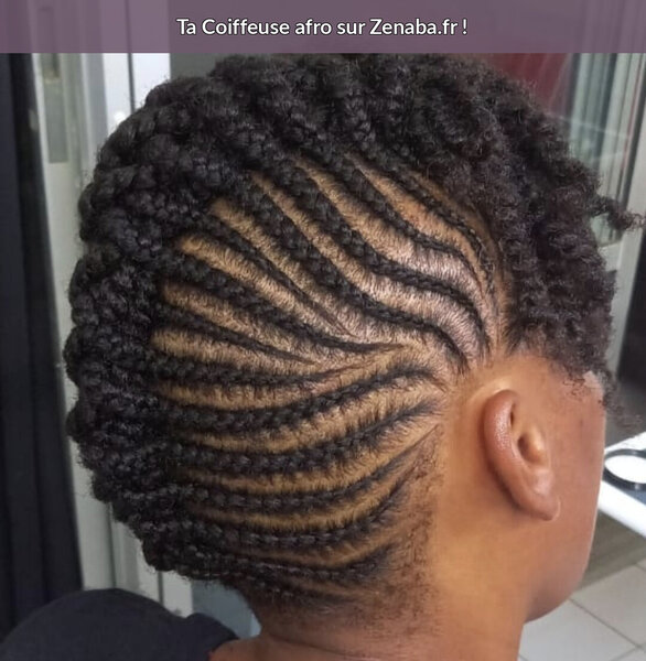 Nattes collées sur cheveux naturels