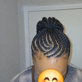 Nattes collées updo Braids