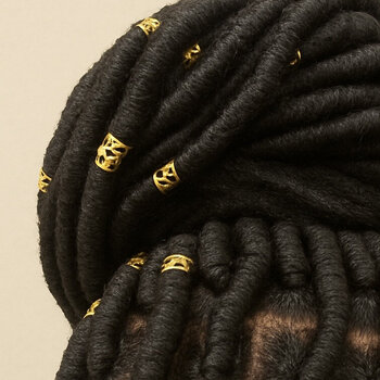 Tresse avec laine coiffure protectrice