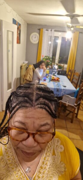Tresses collées