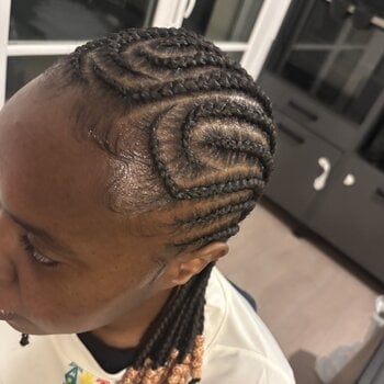 Tresses de tout style , lissage tanin, fabrication perruque sur mesure 