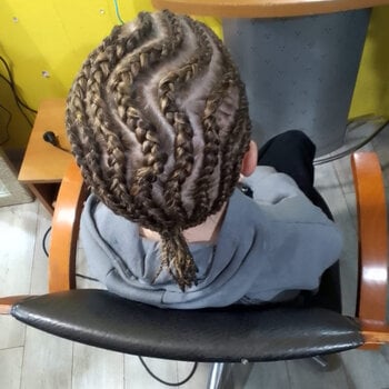 Tresses nattes collées garçon